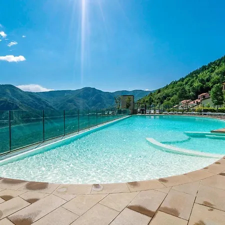 2 Bedroom Gorgeous In Magliolo-finale Ligure *