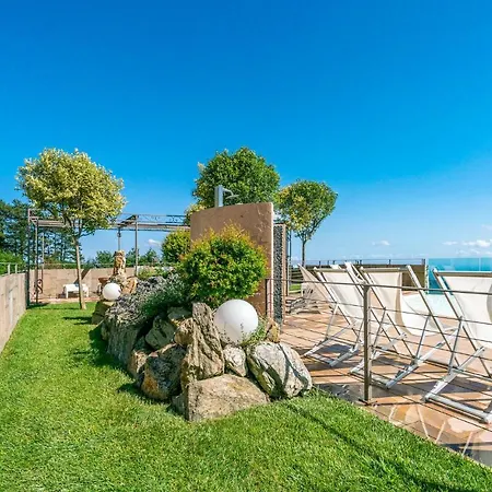 度假居 2 Bedroom Gorgeous In Magliolo-finale Ligure *