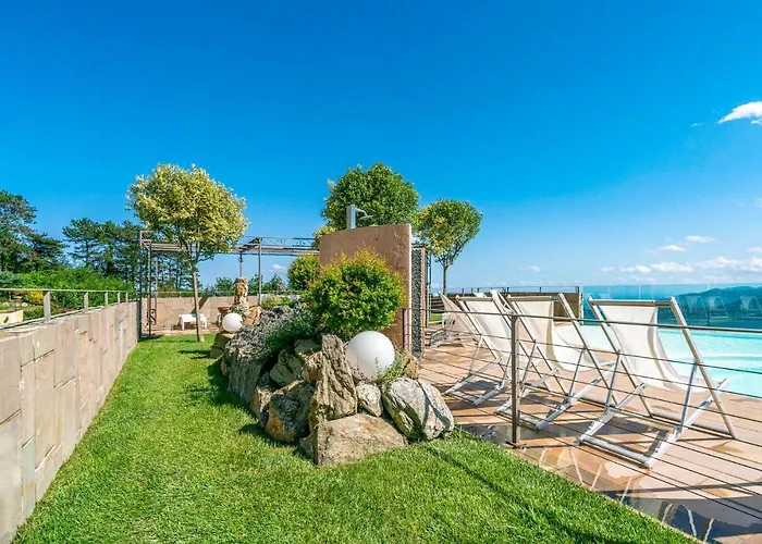 Semesterbostad Lovely In Magliolo-finale Ligure *