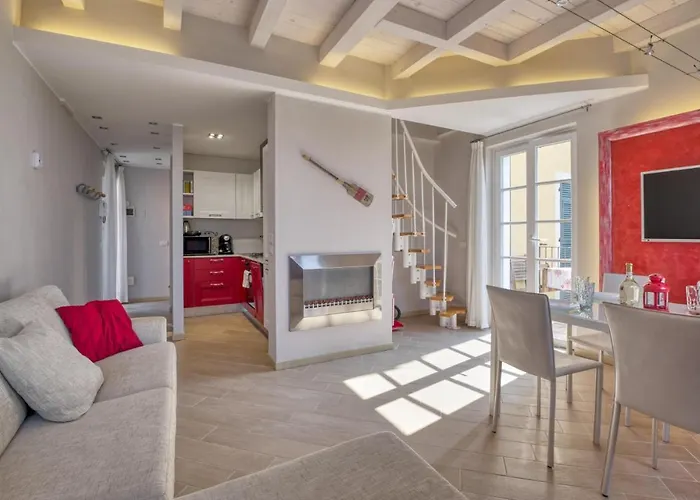 Lovely In Magliolo-finale Ligure Feriehus